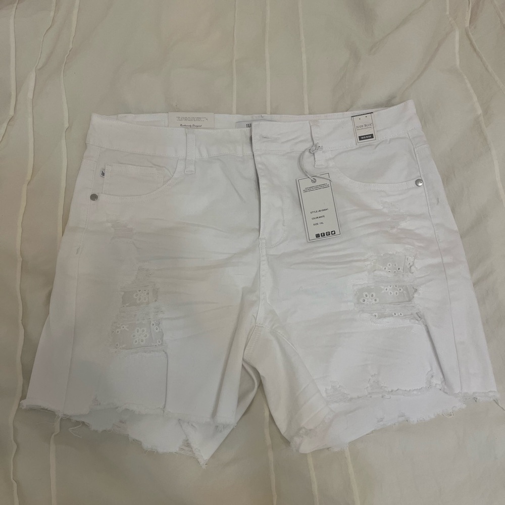 Judy Blue White Distressed Women's Shorts